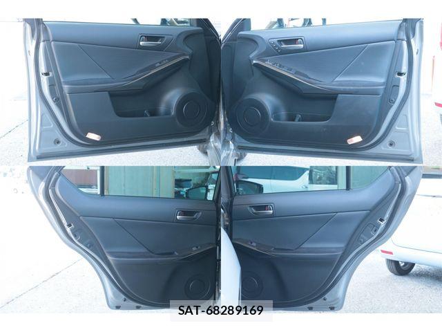 Lexus IS 2023-09 8036408-23