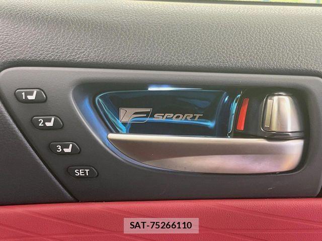 Lexus IS 2021-08 8036412-9