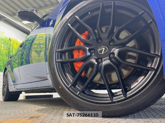 Lexus IS 2021-08 8036412-15