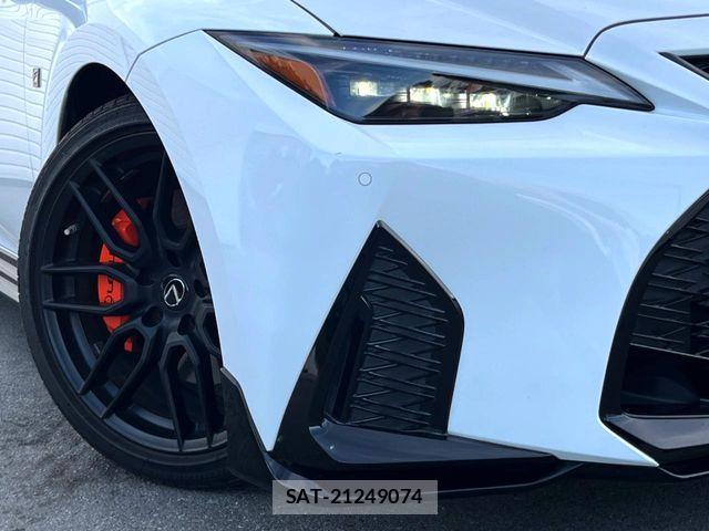 Lexus IS 2021-08 8036409-17