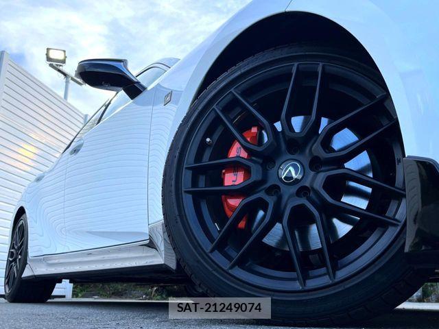 Lexus IS 2021-08 8036409-18