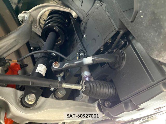Lexus IS 2023-09 8208359-19