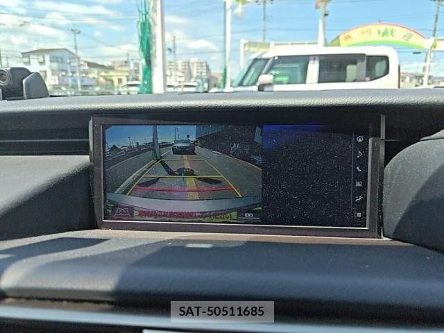 Lexus IS 2019-09 8208361-14