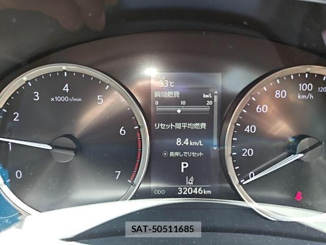 Lexus IS 2019-09 8208361-28