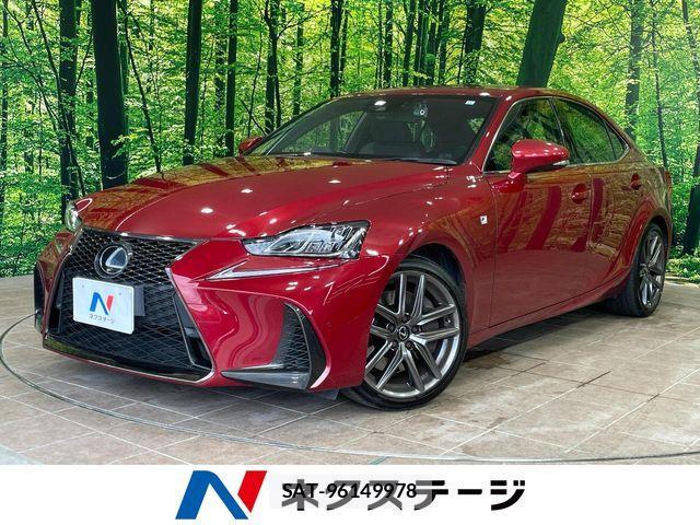 Lexus IS 2019-11 8245713-0