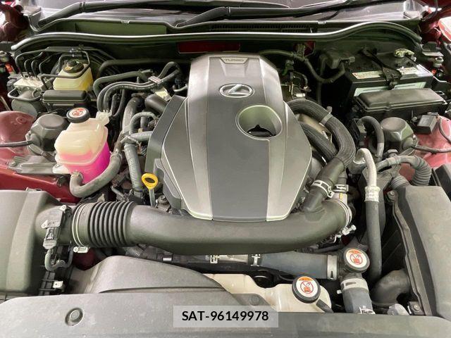 Lexus IS 2019-11 8245713-17