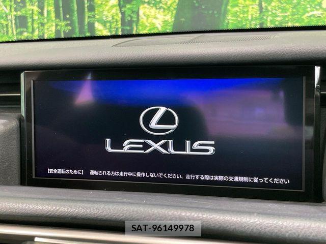 Lexus IS 2019-11 8245713-3