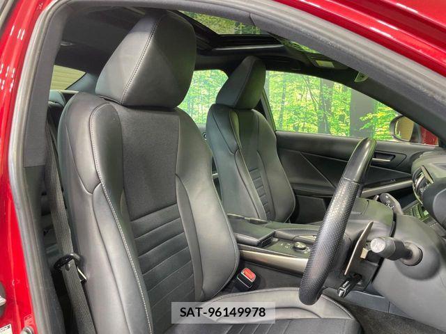 Lexus IS 2019-11 8245713-7