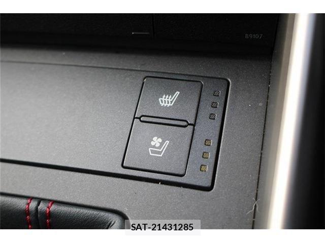 Lexus IS 2018-01 8315177-4