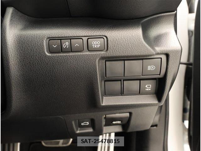 Lexus IS 2021-06 8315176-13