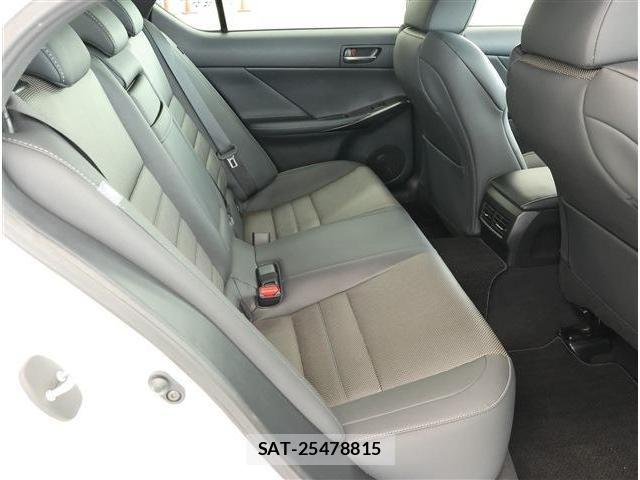 Lexus IS 2021-06 8315176-17