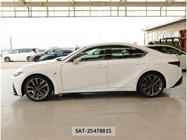 Lexus IS 2021-06 8315176-28
