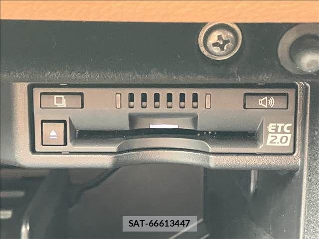 Lexus IS 2021-02 8336535-9