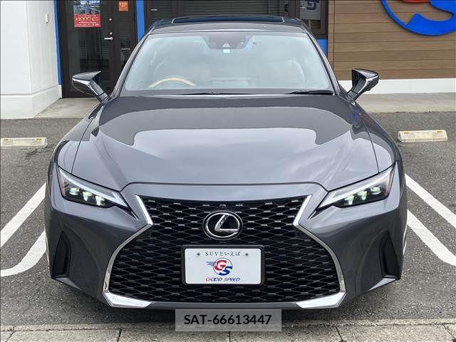 Lexus IS 2021-02 8336535-14