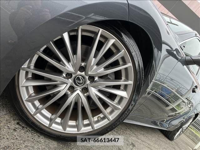 Lexus IS 2021-02 8336535-18