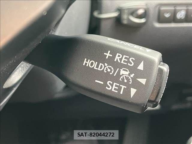 Lexus IS 2021-03 8336537-9