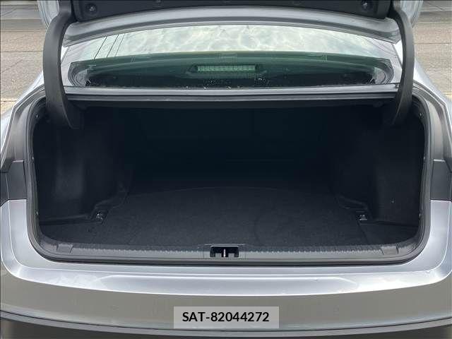 Lexus IS 2021-03 8336537-12