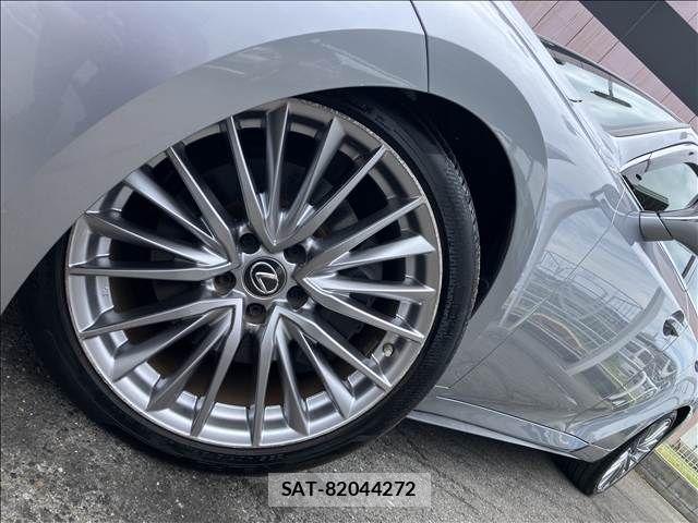Lexus IS 2021-03 8336537-18