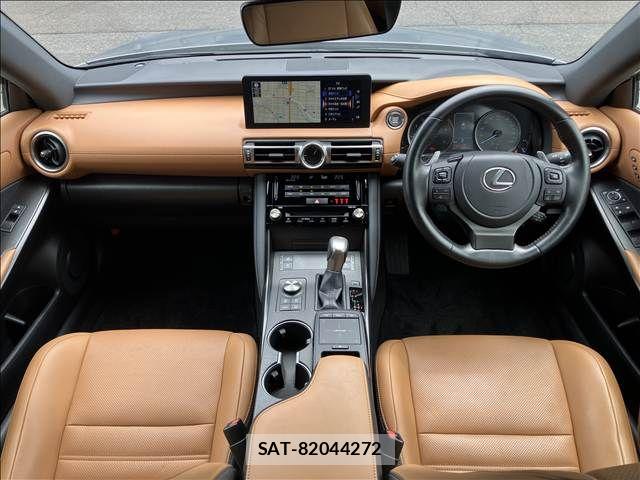 Lexus IS 2021-03 8336537-1