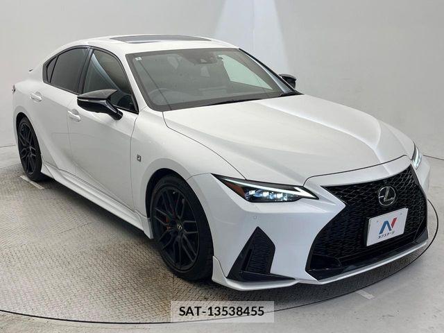 Lexus IS 2022-03 8366714-17