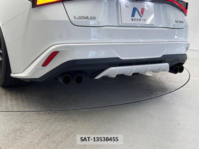 Lexus IS 2022-03 8366714-3