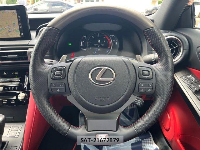 Lexus IS 2021-07 8366715-10