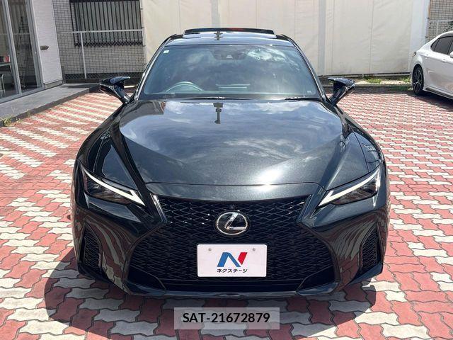Lexus IS 2021-07 8366715-13