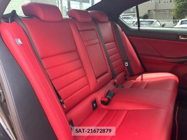 Lexus IS 2021-07 8366715-8