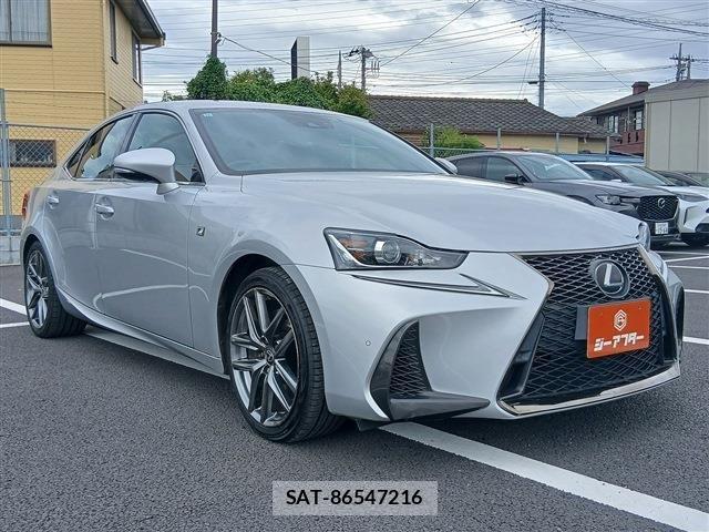 Lexus IS 2017-12 8371801-20