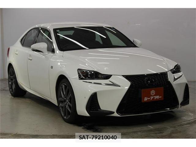 Lexus IS 2018-02 8413267-2