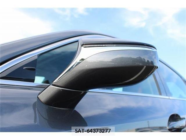 Lexus IS 2021-06 8457799-16
