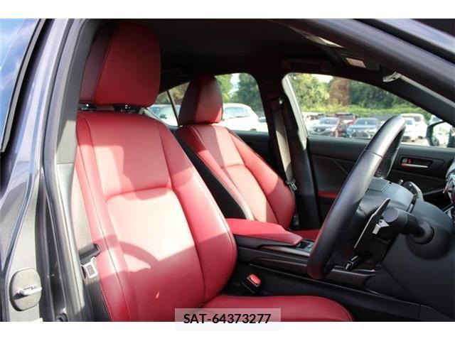 Lexus IS 2021-06 8457799-19