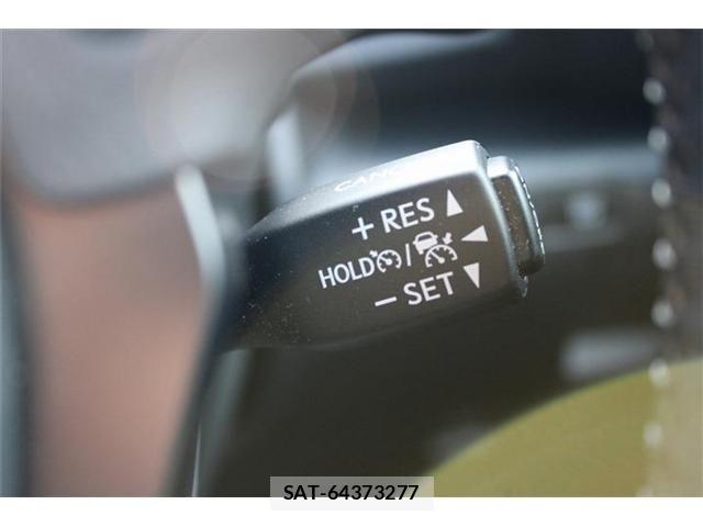 Lexus IS 2021-06 8457799-4