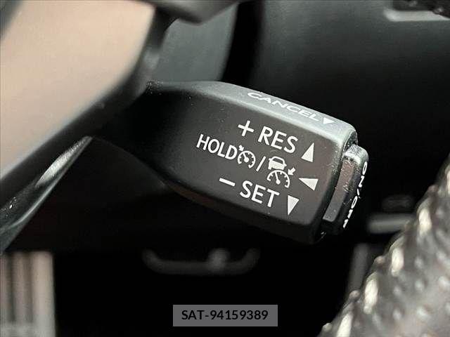 Lexus IS 2024-01 8562432-6