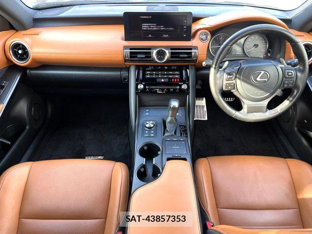 Lexus IS 2021-05 8562433-1
