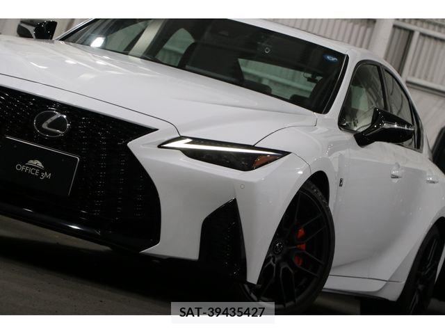 Lexus IS 2024-01 8562427-2
