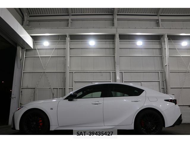 Lexus IS 2024-01 8562427-5