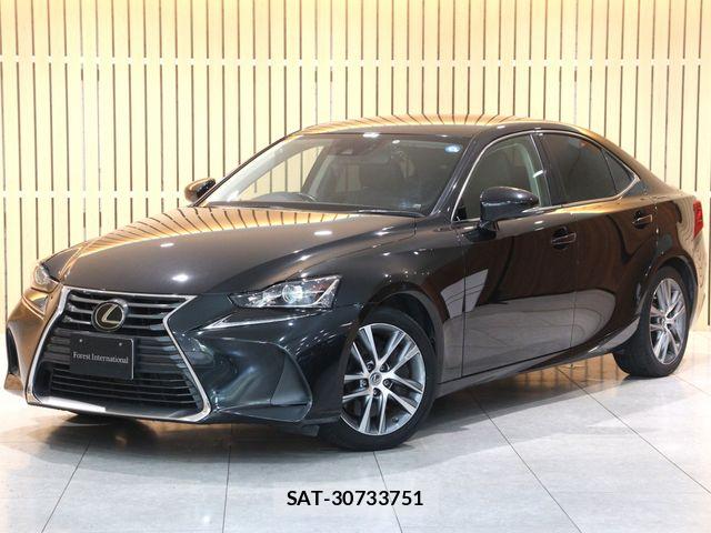 Lexus IS 2019-09 8562430-0