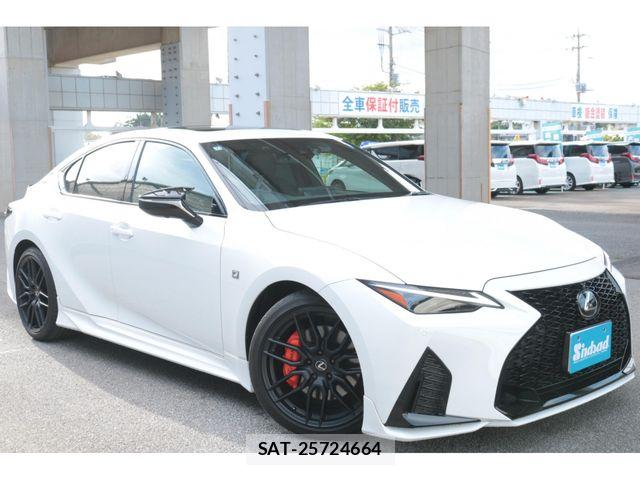 Lexus IS 2024-07 8562426-11