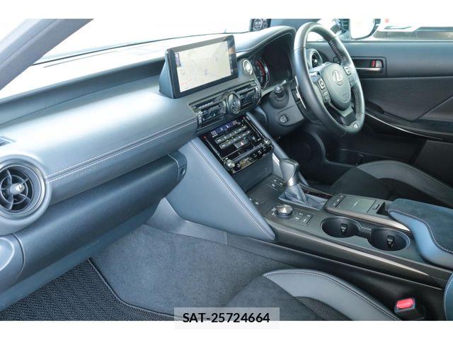 Lexus IS 2024-07 8562426-16