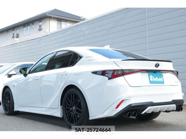 Lexus IS 2024-07 8562426-1