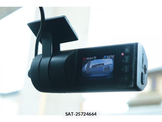 Lexus IS 2024-07 8562426-26