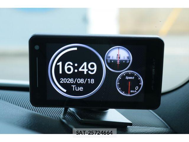 Lexus IS 2024-07 8562426-27