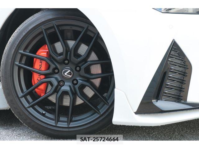 Lexus IS 2024-07 8562426-3