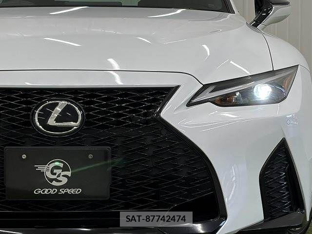 Lexus IS 2022-09 8627466-19