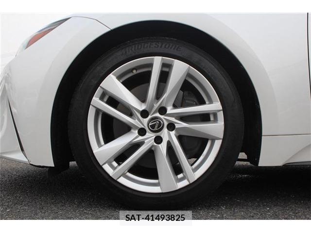 Lexus IS 2020-12 8627467-16
