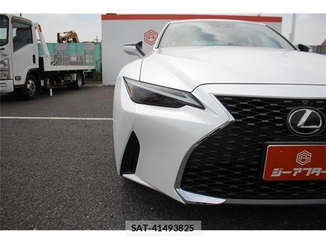 Lexus IS 2020-12 8627467-21