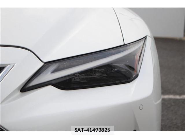 Lexus IS 2020-12 8627467-24