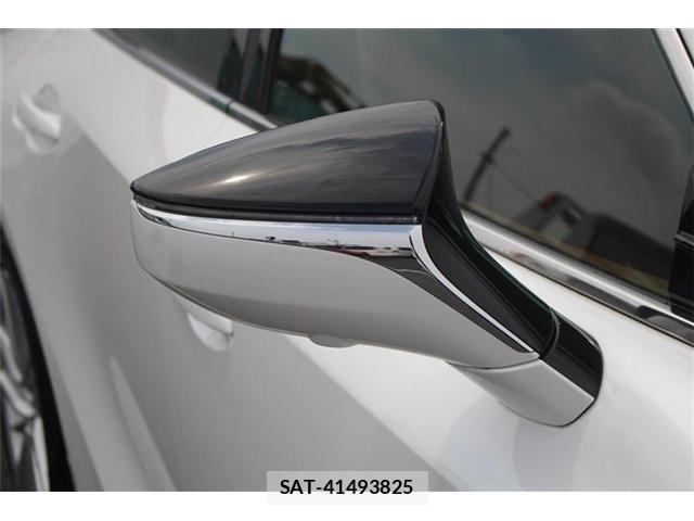 Lexus IS 2020-12 8627467-27