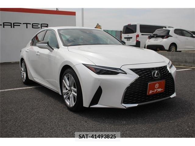 Lexus IS 2020-12 8627467-7